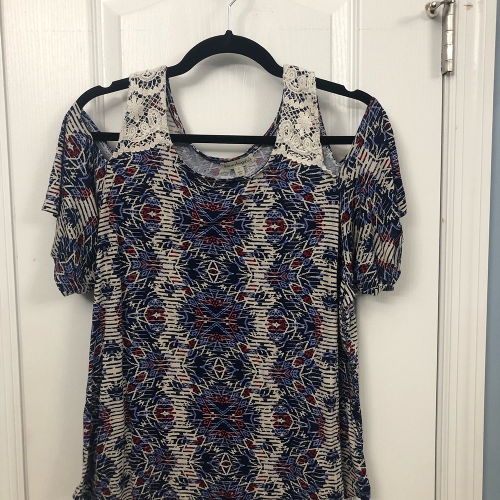 Off shoulder tee